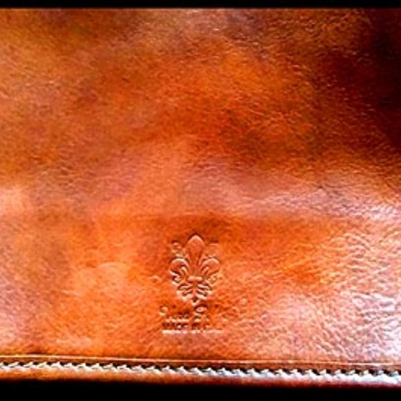 New Italian Leather Messenger Bag